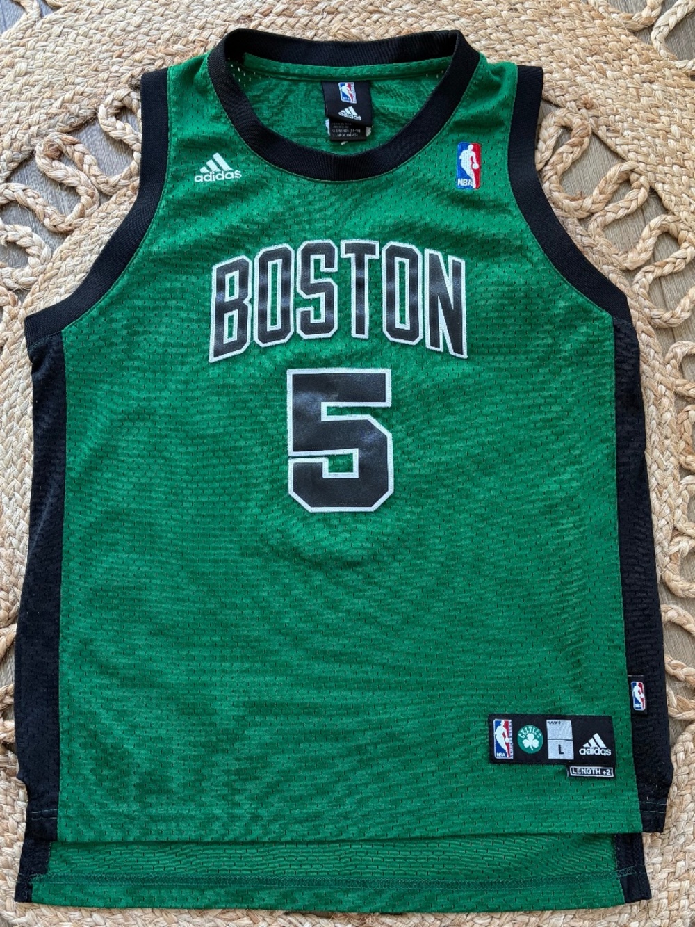 Boston Celtics Kevin Garnett #5 Jersey size Youth Large